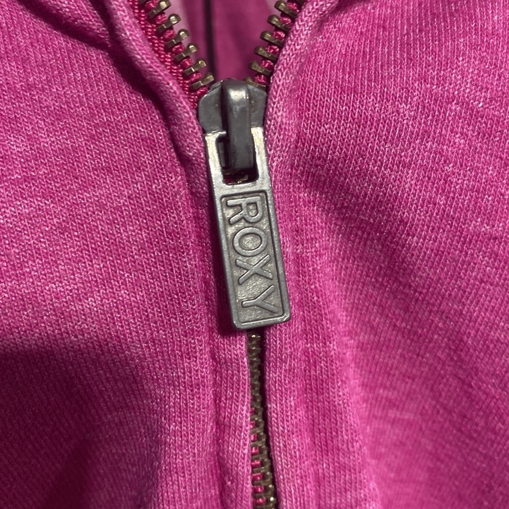 Roxy’s full zip hoodie - Picture 2 of 9